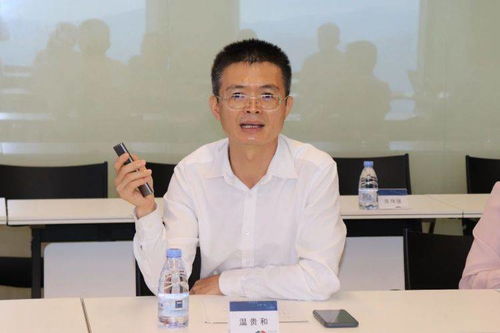 走访律师事务所,深圳市公证协会主动进行开门治理